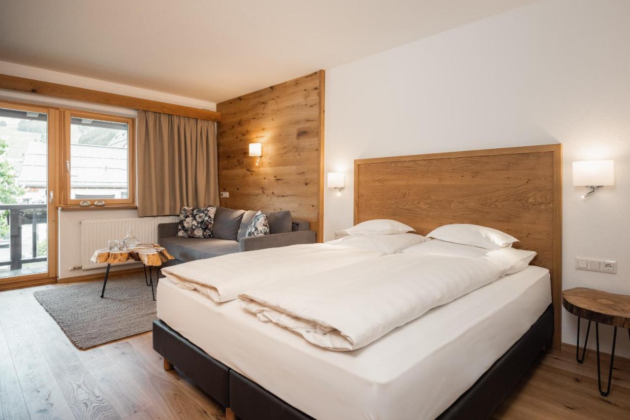 Jochum Hotel Garni Fiss Exterior photo